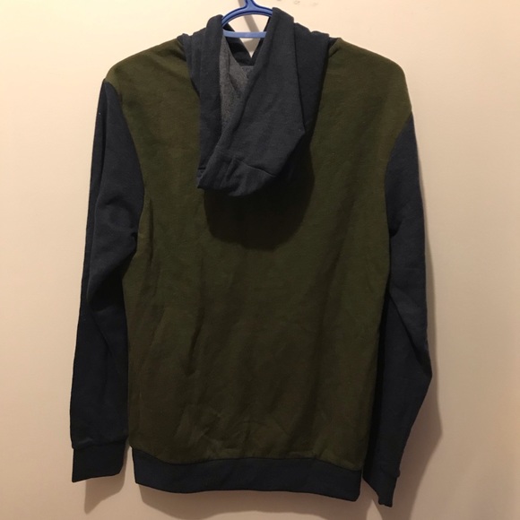 NWT Green & Blue Hoodie - Picture 2 of 3